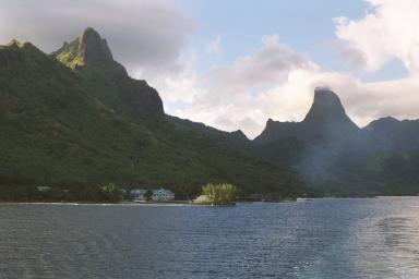 Moorea_Mountain_View