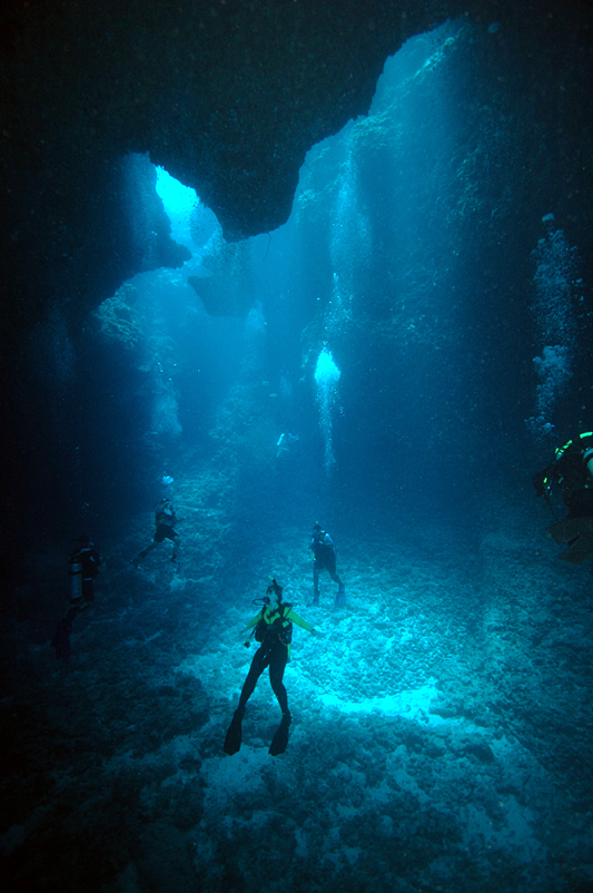 Palau April 2006  Blue Holes