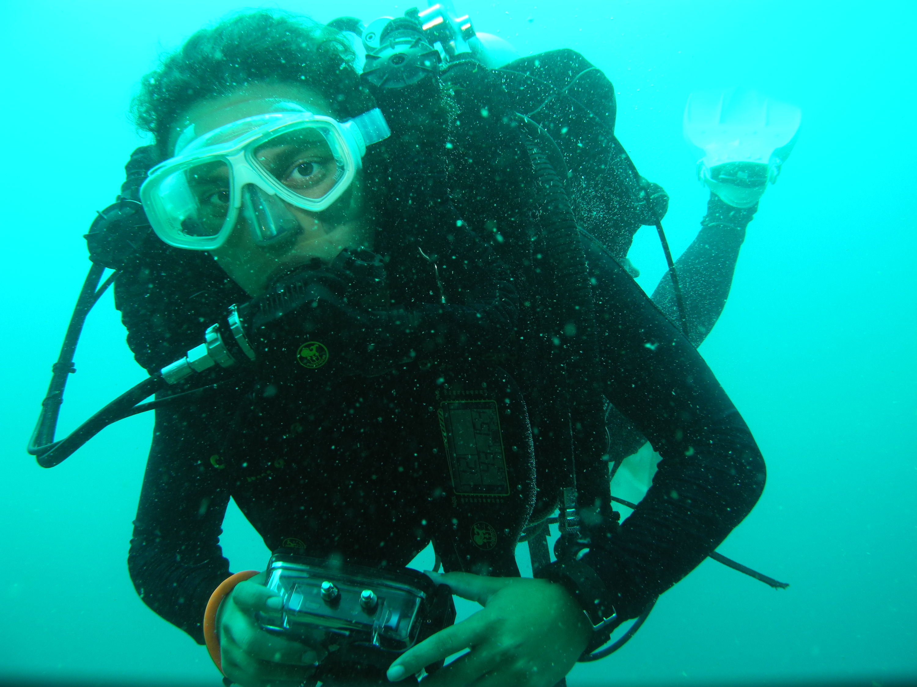 Pilar Diving the MKVI