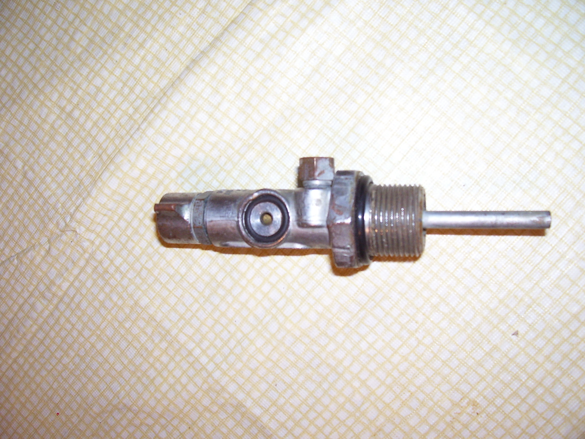 Post valve
