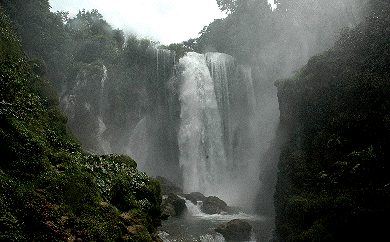 Pulhanpalzak Waterfall