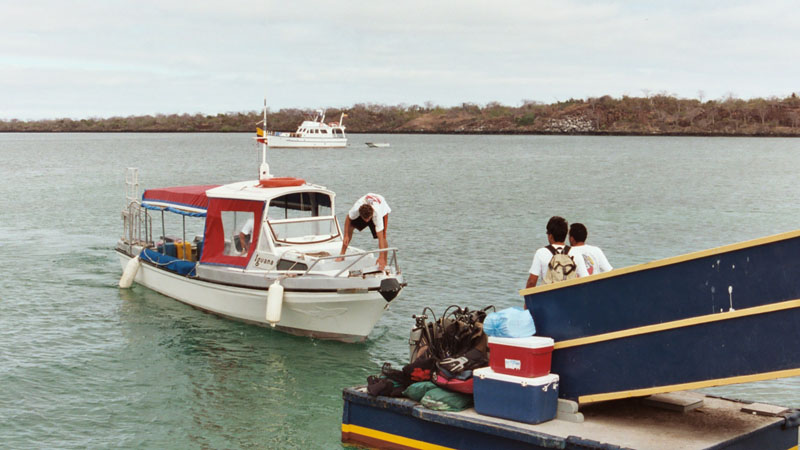 ScubaIguanaBoat