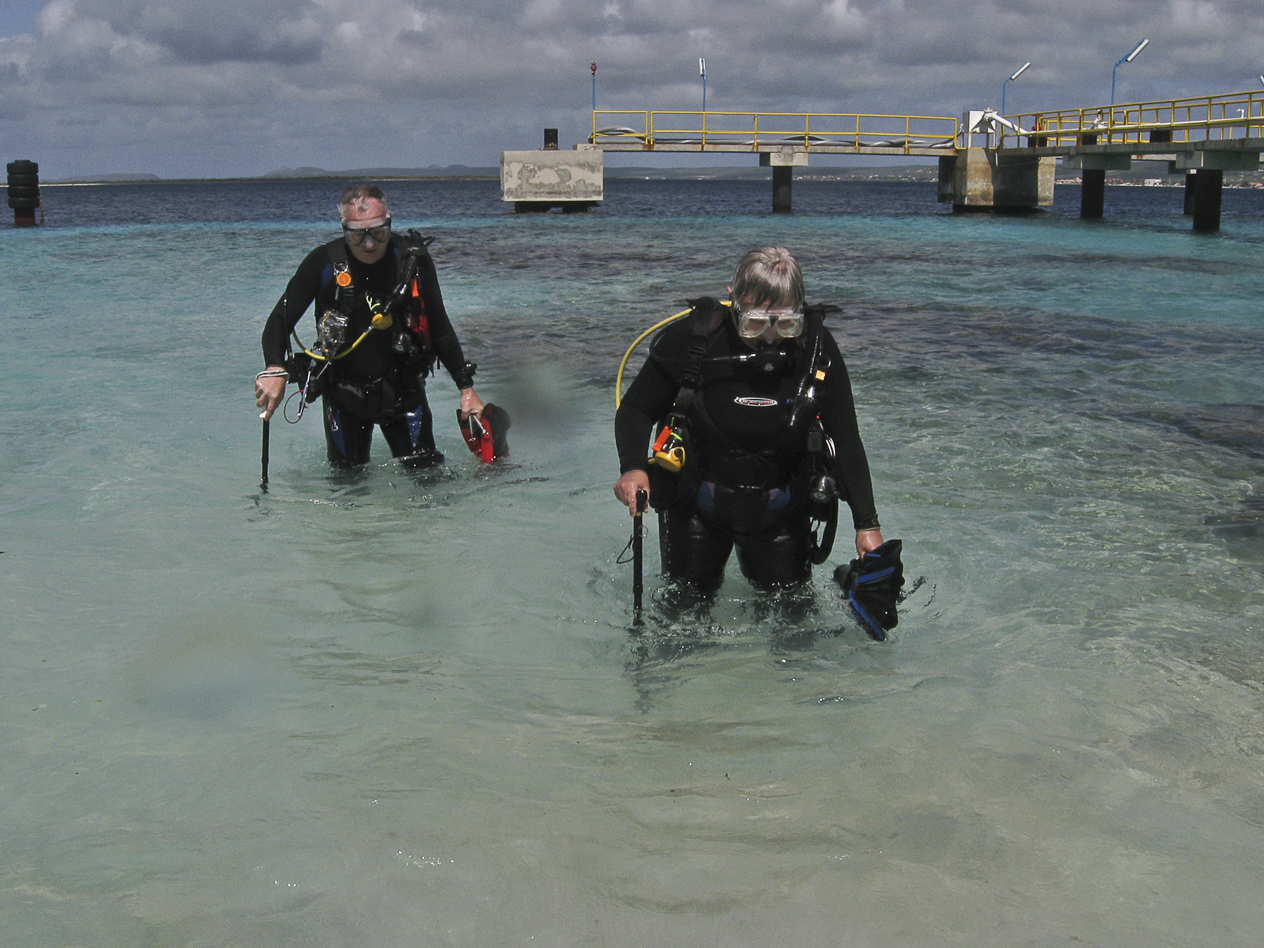 Shore diving Bonaire