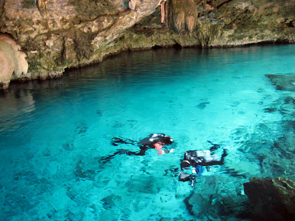 Starting a dive at Gran Cenote