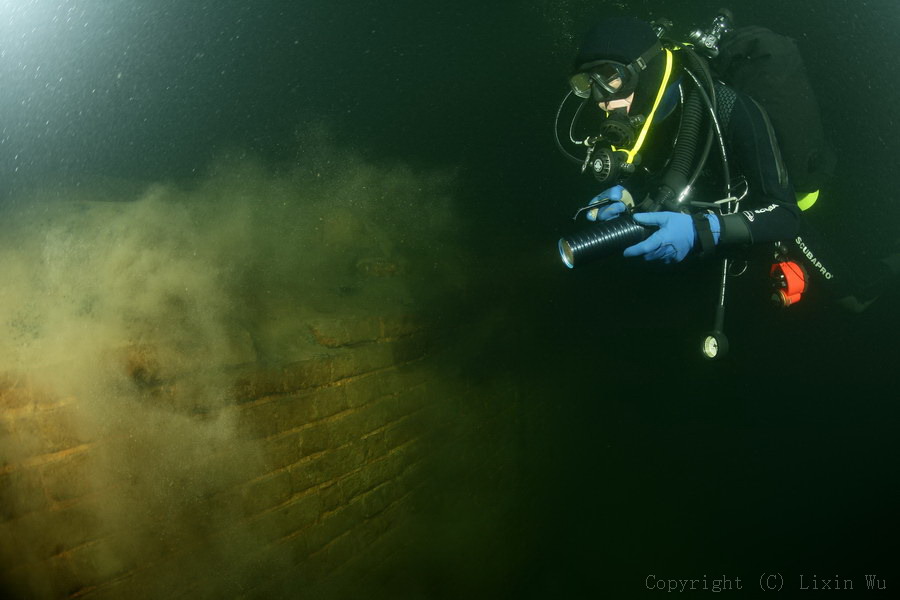 Underwater Great Wall