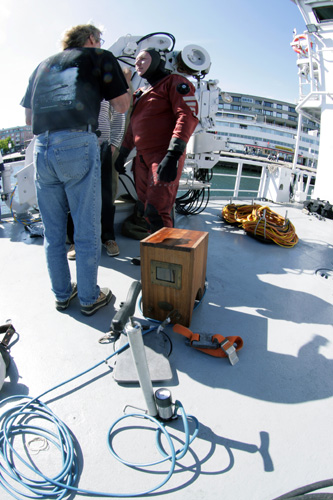 wooden helmet diving