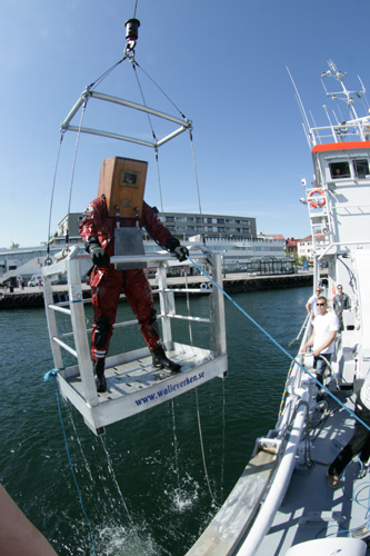 wooden helmet diving